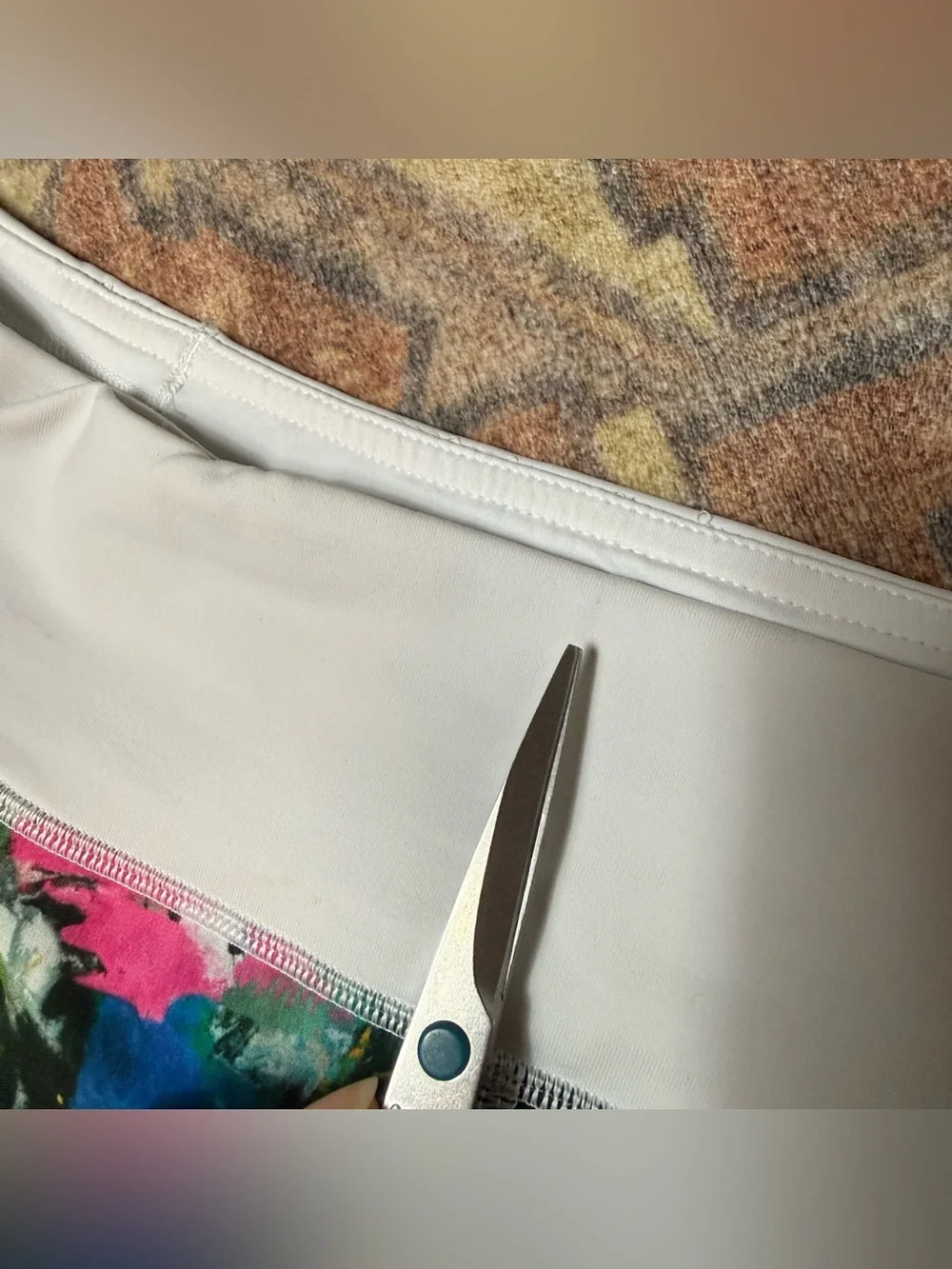 Lululemon Speed Up Low-Rise Lined Short 2.5 No Limits White Multi White Sz 8